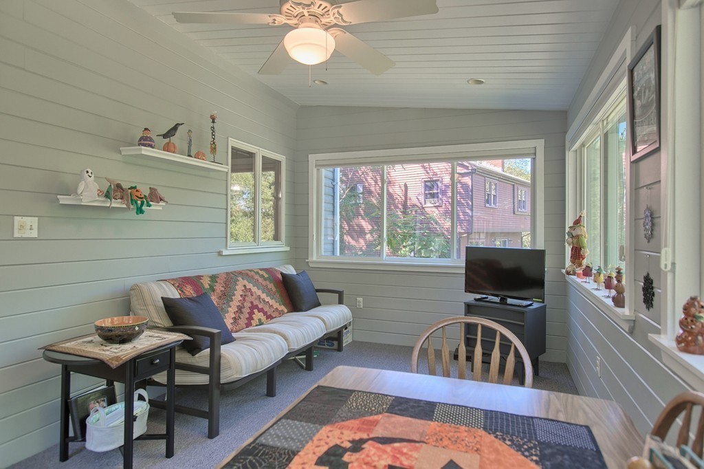 42 Dexter Road Melrose, MA 02176 - Photo 16 of 28 Gallery Image 16