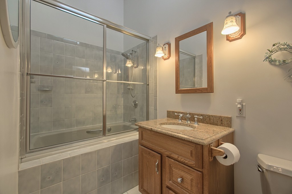 42 Dexter Road Melrose, MA 02176 - Photo 20 of 28 Gallery Image 20