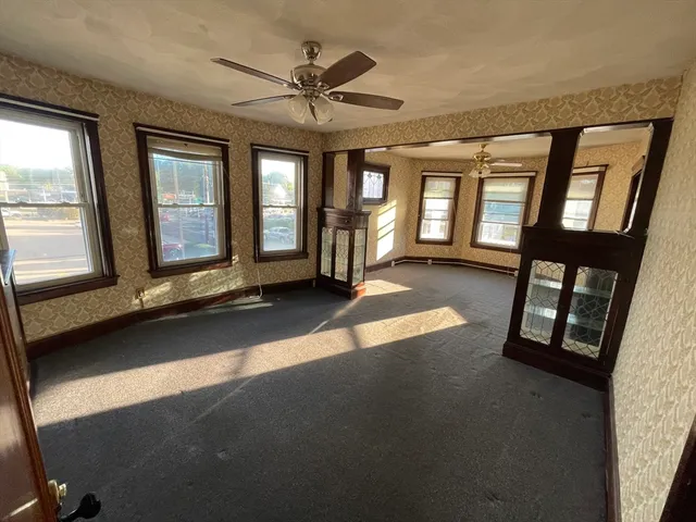 $1,975 | 11 Starkey Avenue, Unit 2, Attleboro, MA 02703