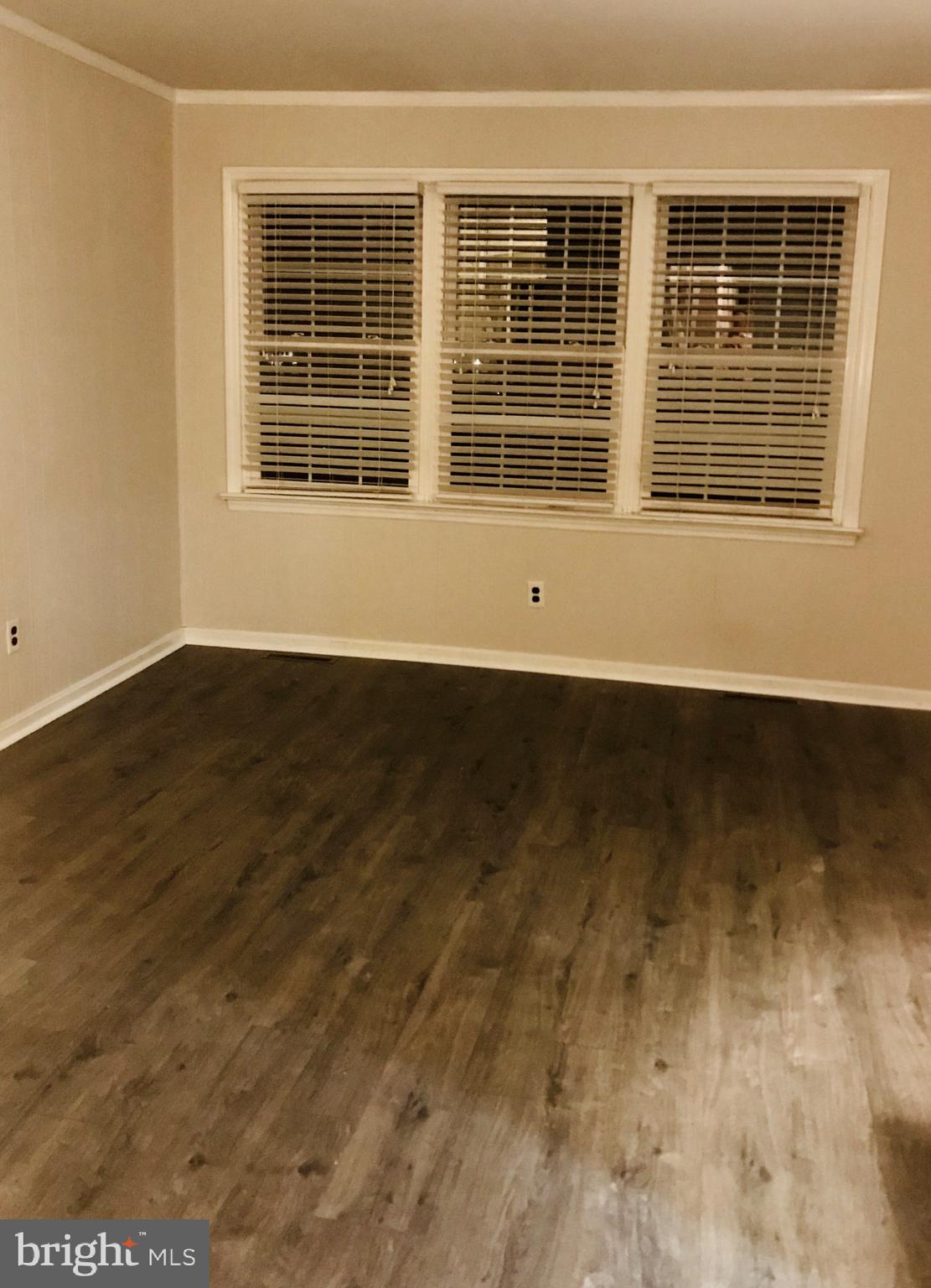 12 Andries Road Newark, DE 19711 - Photo 12 of 40 Family Room_ Laminated flooring Oct 2019