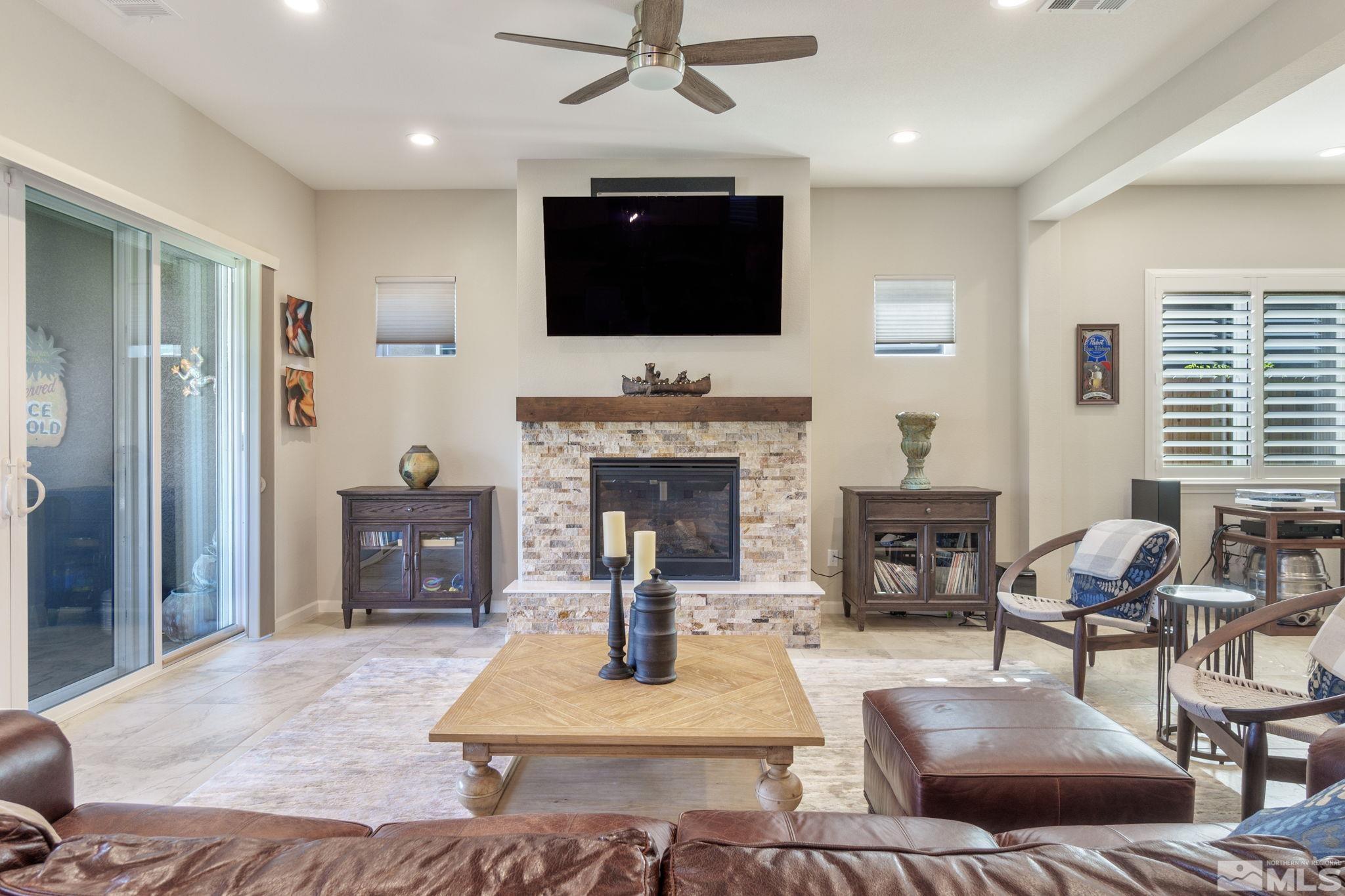 2316 Patayan Road Reno, NV 89521 - Photo 10 of 40 Photo 10