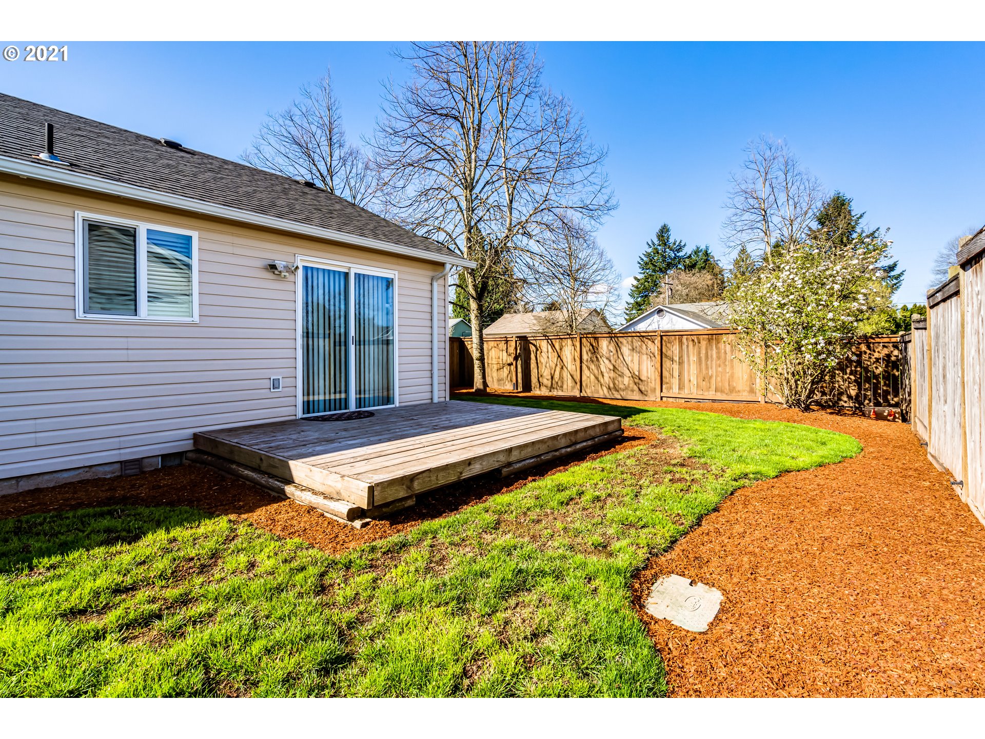 3908 Redwood Drive Springfield, OR 97478 - Photo 18 of 19