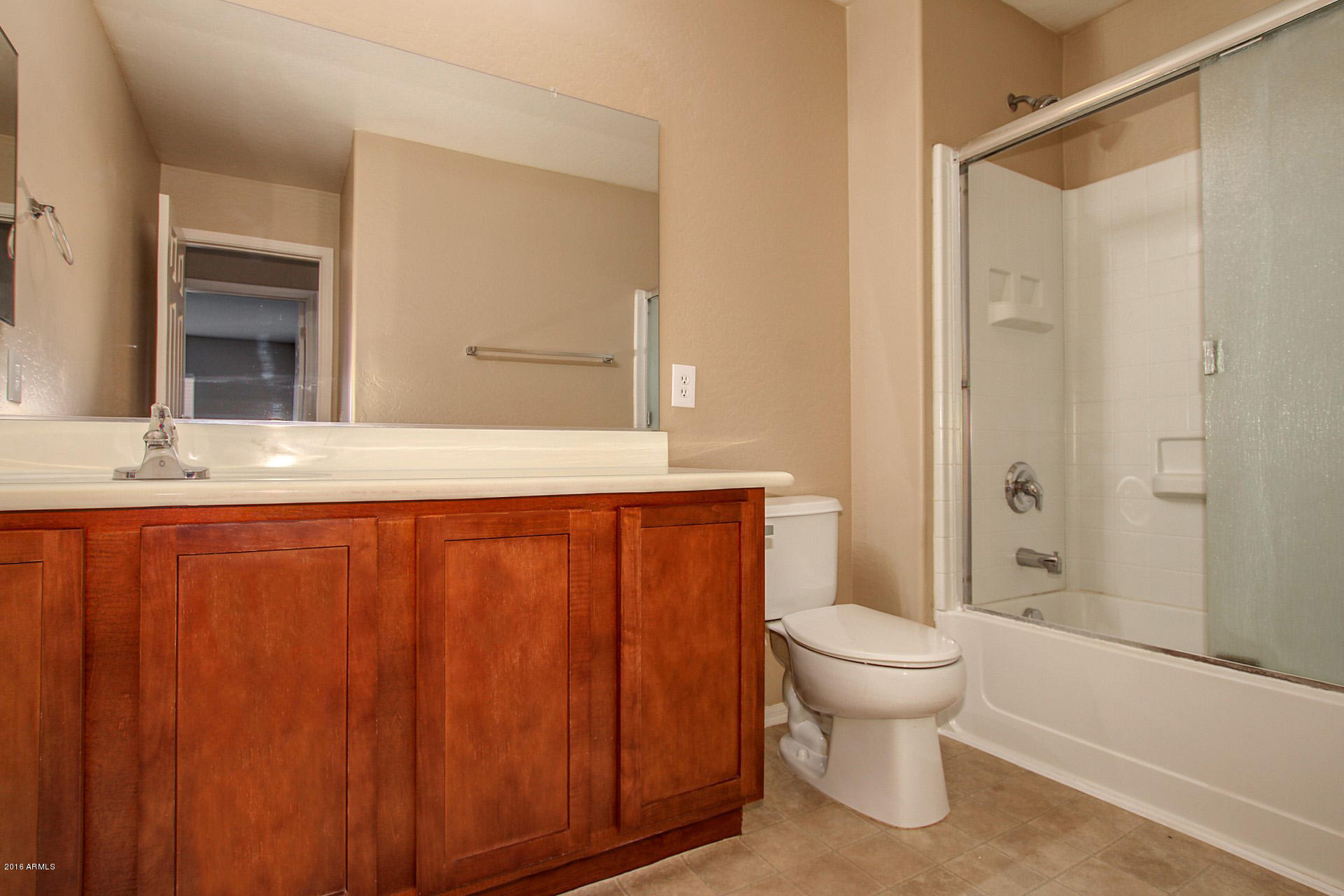 5331 West Apollo Road Laveen, AZ 85339 - Photo 22 of 26 Full Bath
