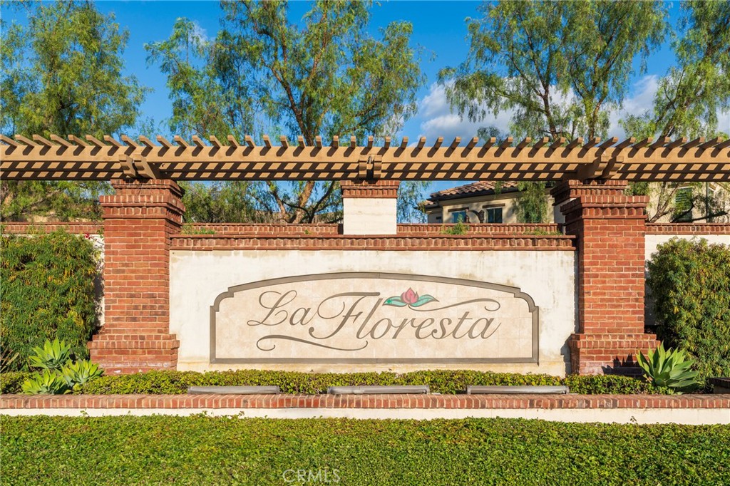 409 Mallorca Lane Brea, CA 92823 - Photo 23 of 40 a view of sign board