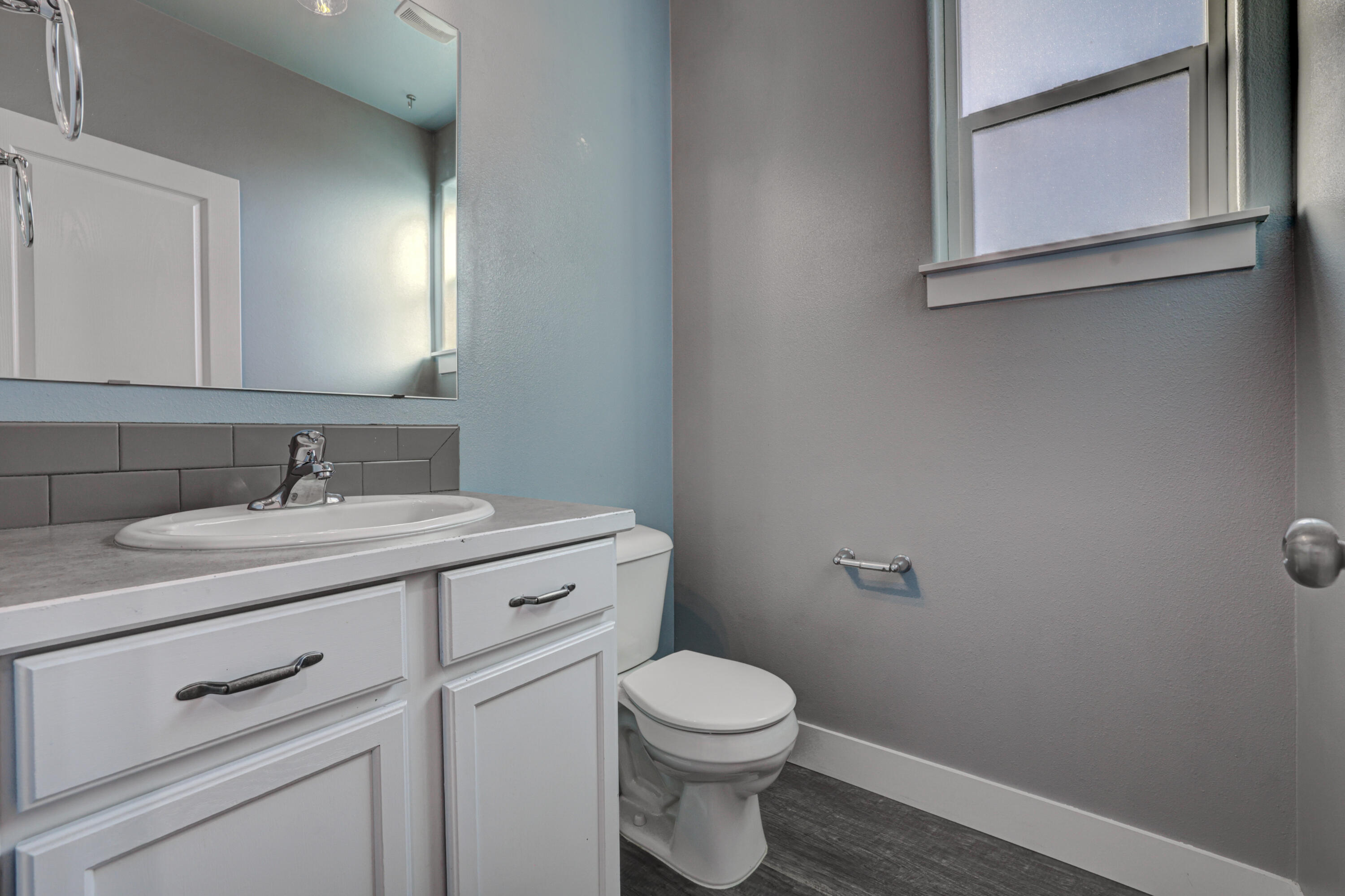 1525 Southwest 31st Street Redmond, OR 97756 - Photo 22 of 26 1525 SW 31st St-10