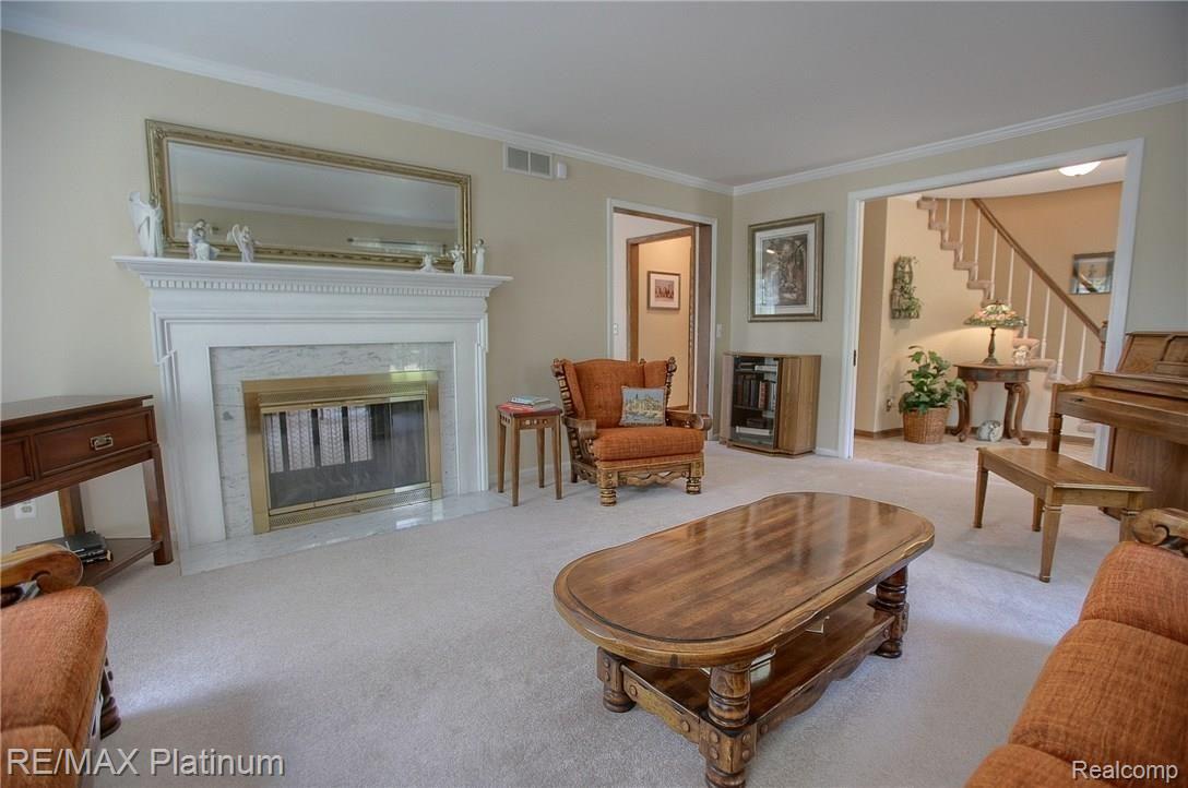 LIVING ROOM WITH POCKET DOORS