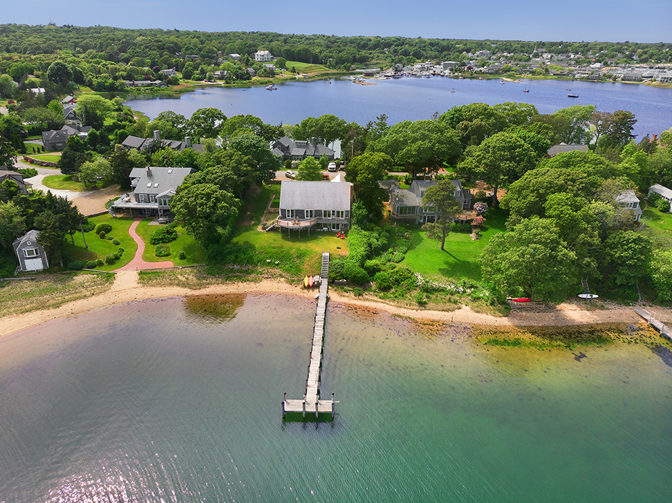 105 Hines Point Road Vineyard Haven, MA 02568 - Photo 8 of 21 Gallery Image 8