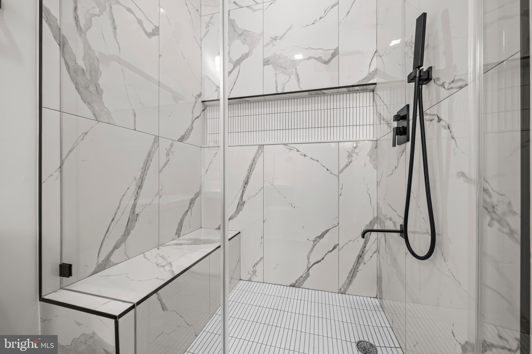 4246 15th Street North Arlington, VA 22207 - Photo 28 of 72 Primary Shower