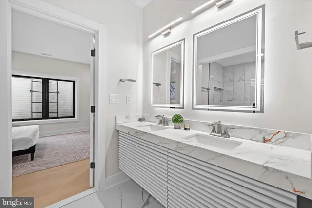 $11,000 | 4246 15th Street North, Arlington, VA 22207