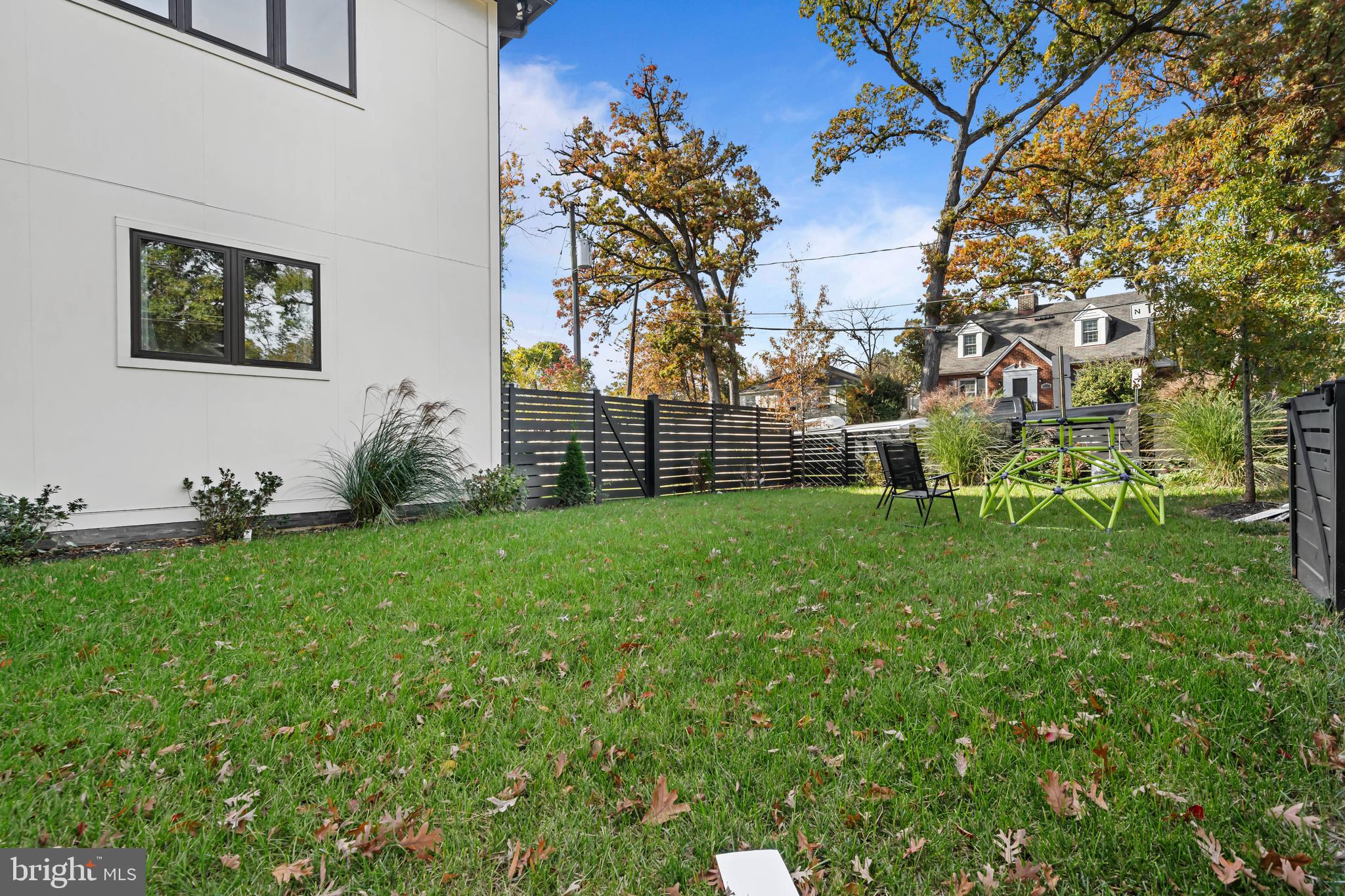 4246 15th Street North Arlington, VA 22207 - Photo 68 of 72 a view of yard with seating space