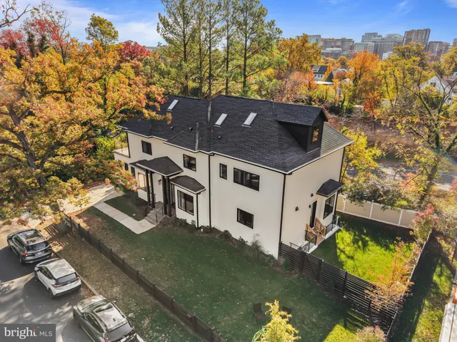 $11,000 | 4246 15th Street North, Arlington, VA 22207