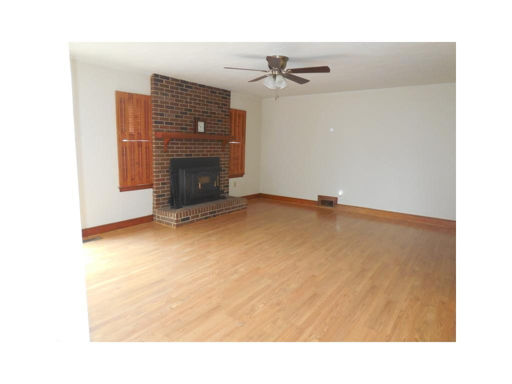 430 Camp Road Burlington, NC 27217 - Photo 8 of 24 Gallery Image 8