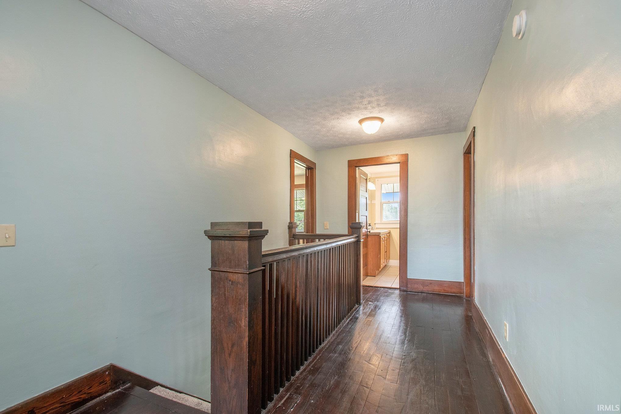 9041 East Hatchery Road Syracuse, IN 46567 - Photo 13 of 31 Gallery Image 13