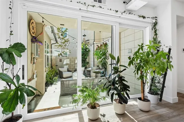 $4,495 | 124 Sculpture, Irvine, CA 92618