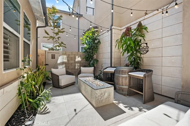 $4,495 | 124 Sculpture, Irvine, CA 92618