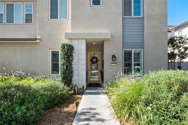 $4,495 | 124 Sculpture, Irvine, CA 92618