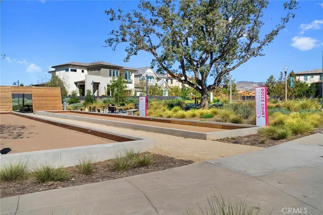 $4,495 | 124 Sculpture, Irvine, CA 92618