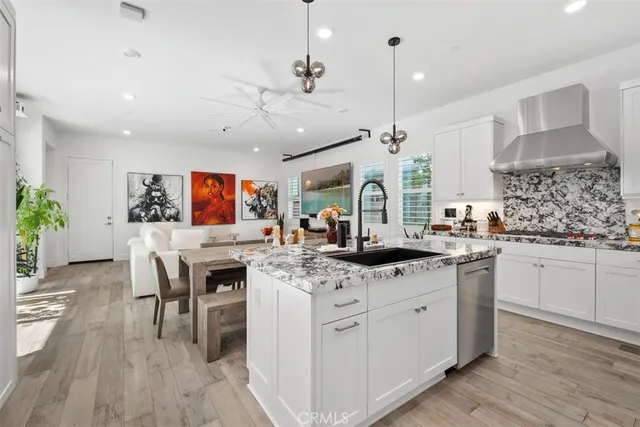 $4,495 | 124 Sculpture, Irvine, CA 92618