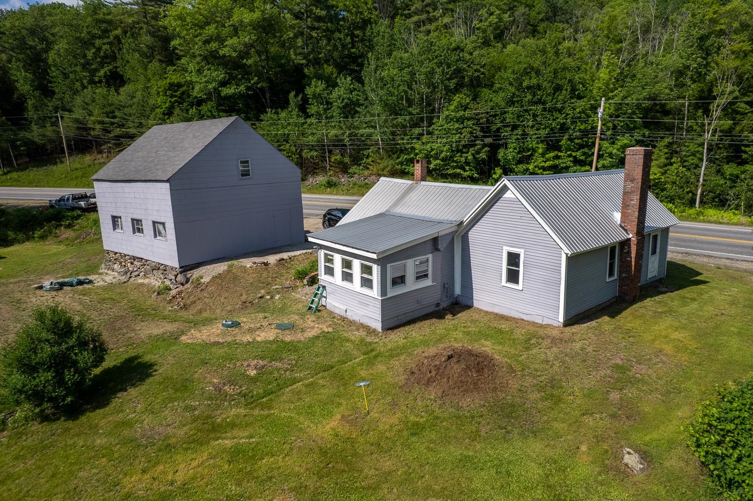 1409 Main Street Grafton, NH 03240 - Photo 2 of 48