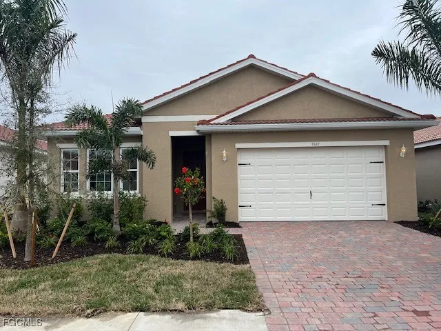 $2,375 | 3947 Crosswater Drive, North Fort Myers, FL 33917