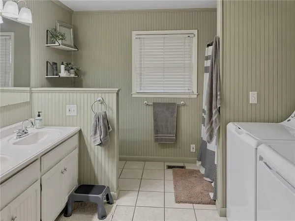 $229,900 | 241 Southwest Drive, Chillicothe, MO 64601