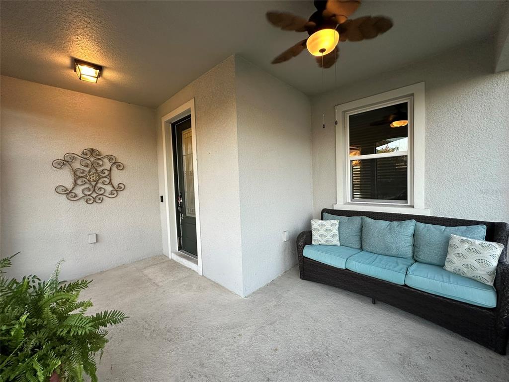 3008 Boat Lift Road Kissimmee, FL 34746 - Photo 6 of 56 a living room with furniture