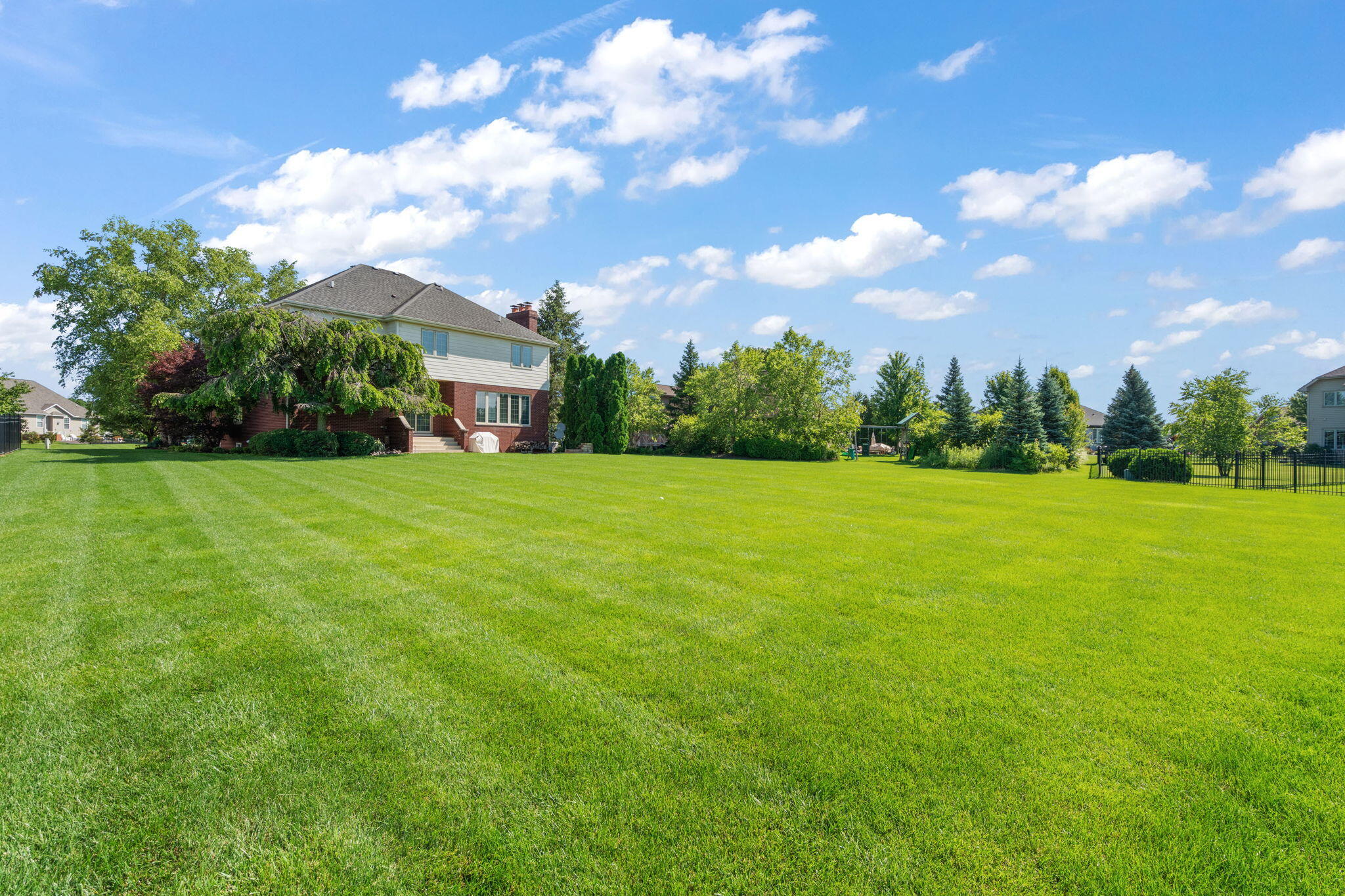 855 Pingel Place Crown Point, IN 46307 - Photo 47 of 55 2048x1365