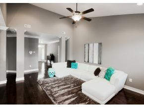 2405 Edinburgh Channel Road Kingsport, TN 37664 - Photo 2 of 23 Photo 2