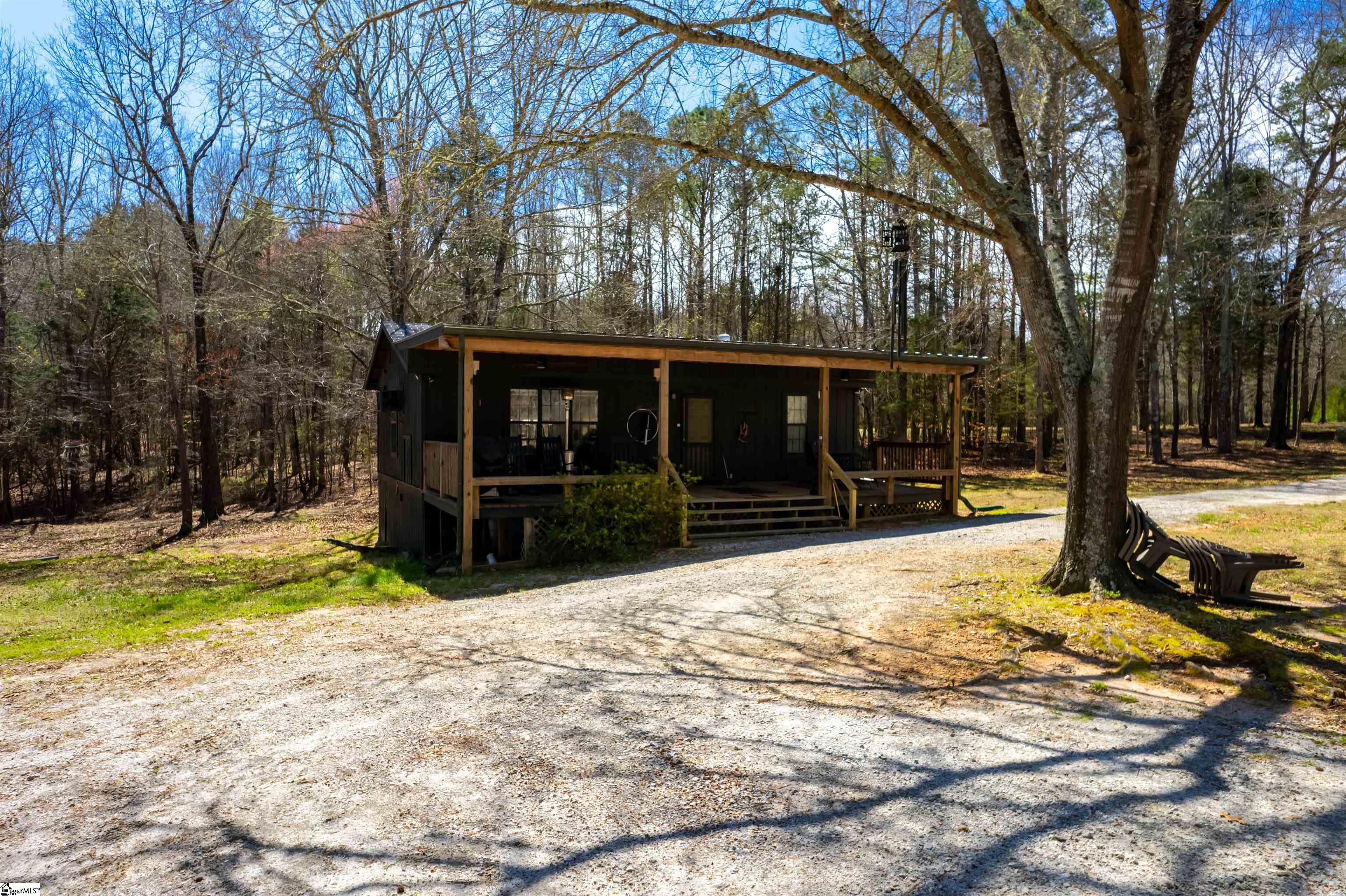 901 Bolt Road Gray Court, SC 29645 - Photo 17 of 36