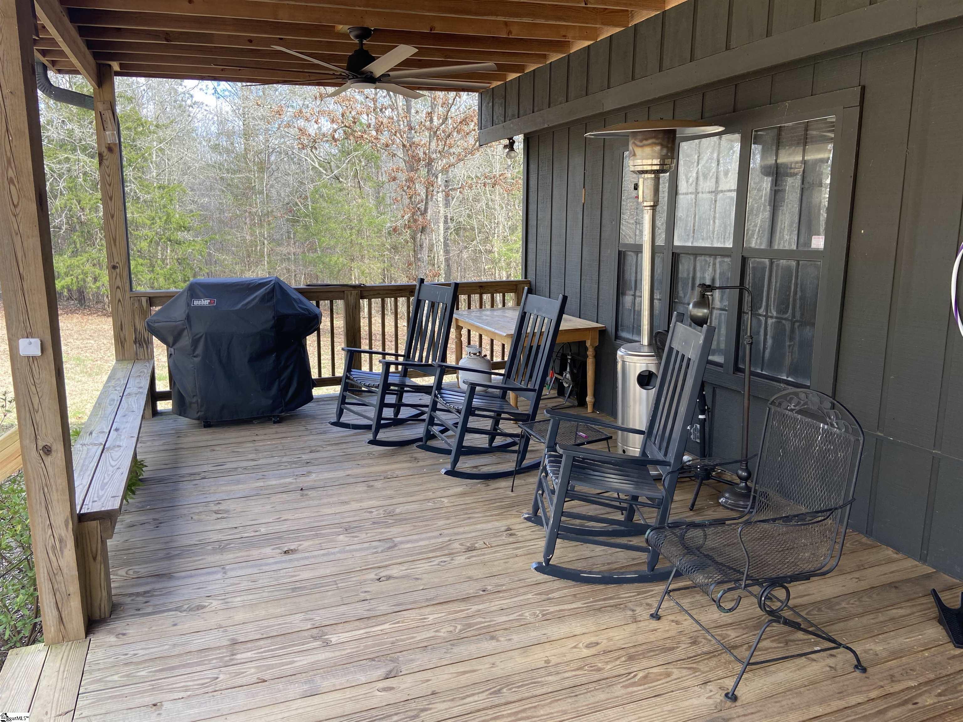 901 Bolt Road Gray Court, SC 29645 - Photo 18 of 36