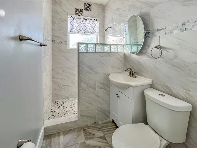 $1,495 | 408 Armada Road South, Unit 5, Venice, FL 34285