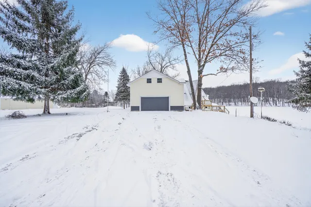 $475,000 | 3891 Wellman Road, Parma, MI 49269