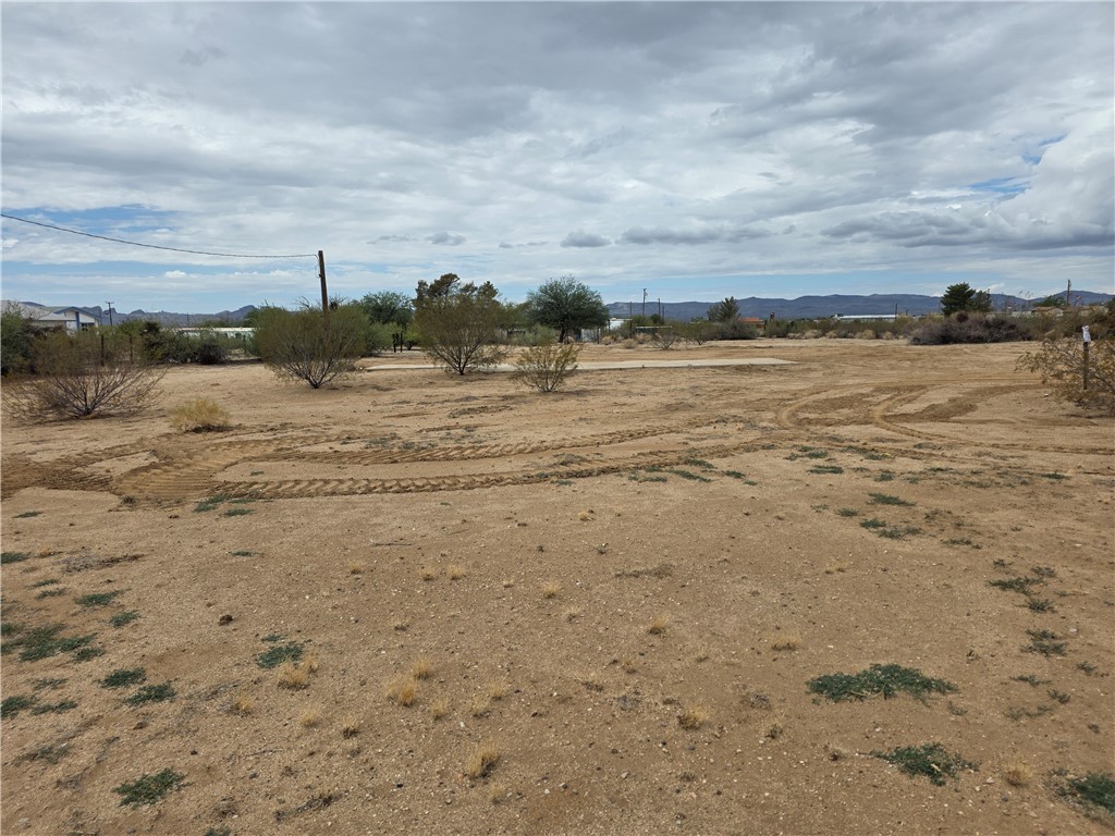3401 McNeal Road Golden Valley, AZ 86413 - Photo 5 of 6 a view of an ocean beach
