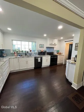 $315,000 | 172 South Main Street, Salem, NY 12865
