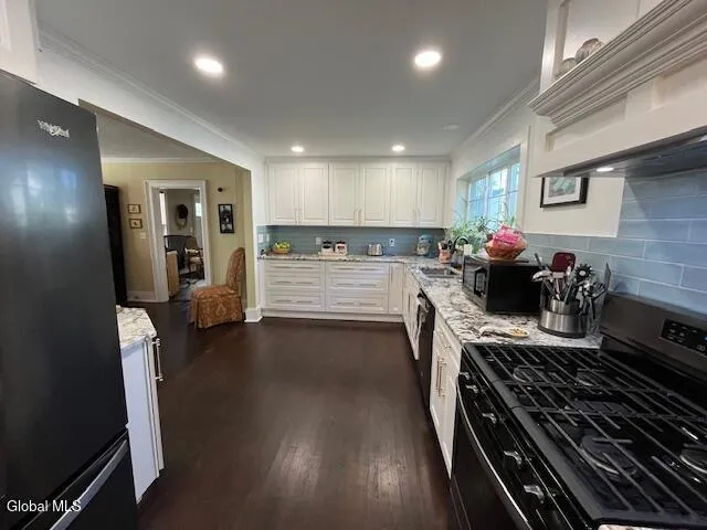 $325,000 | 172 South Main Street, Salem, NY 12865