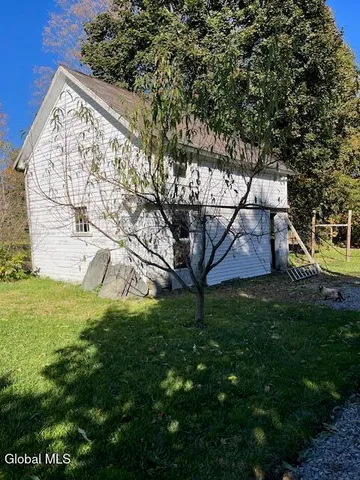 $325,000 | 172 South Main Street, Salem, NY 12865