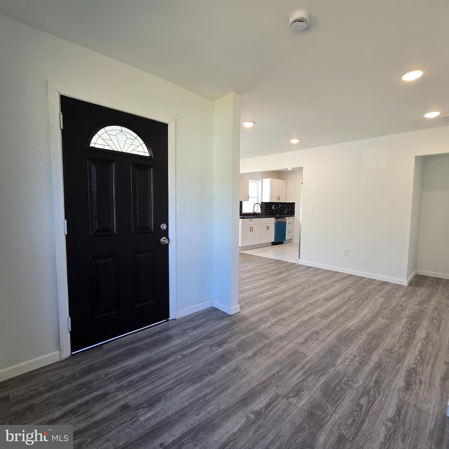 38 Richards Avenue Pine Hill, NJ 08021 - Photo 3 of 25
