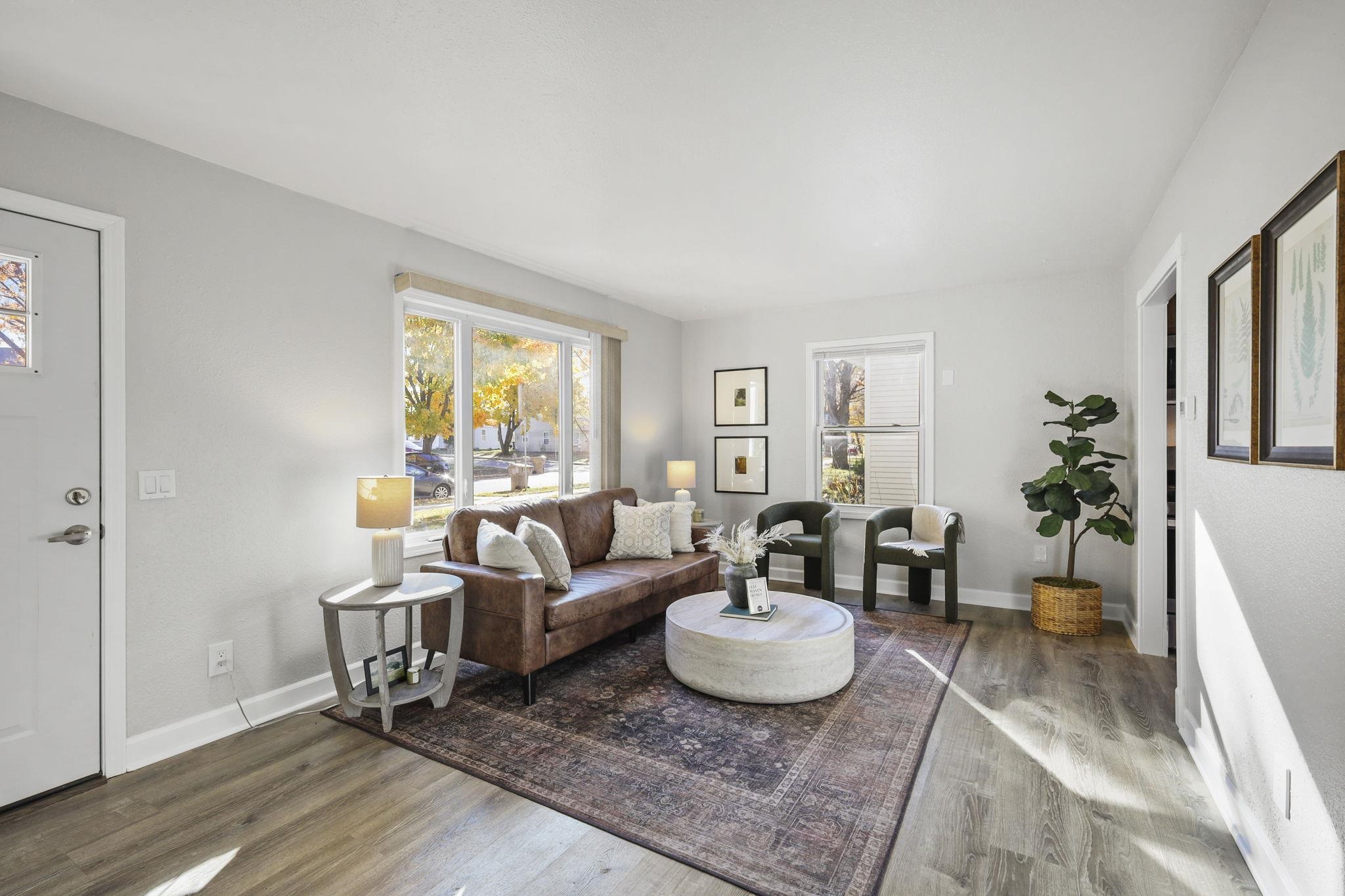 42 Craig Avenue Madison, WI 53705 - Photo 11 of 34