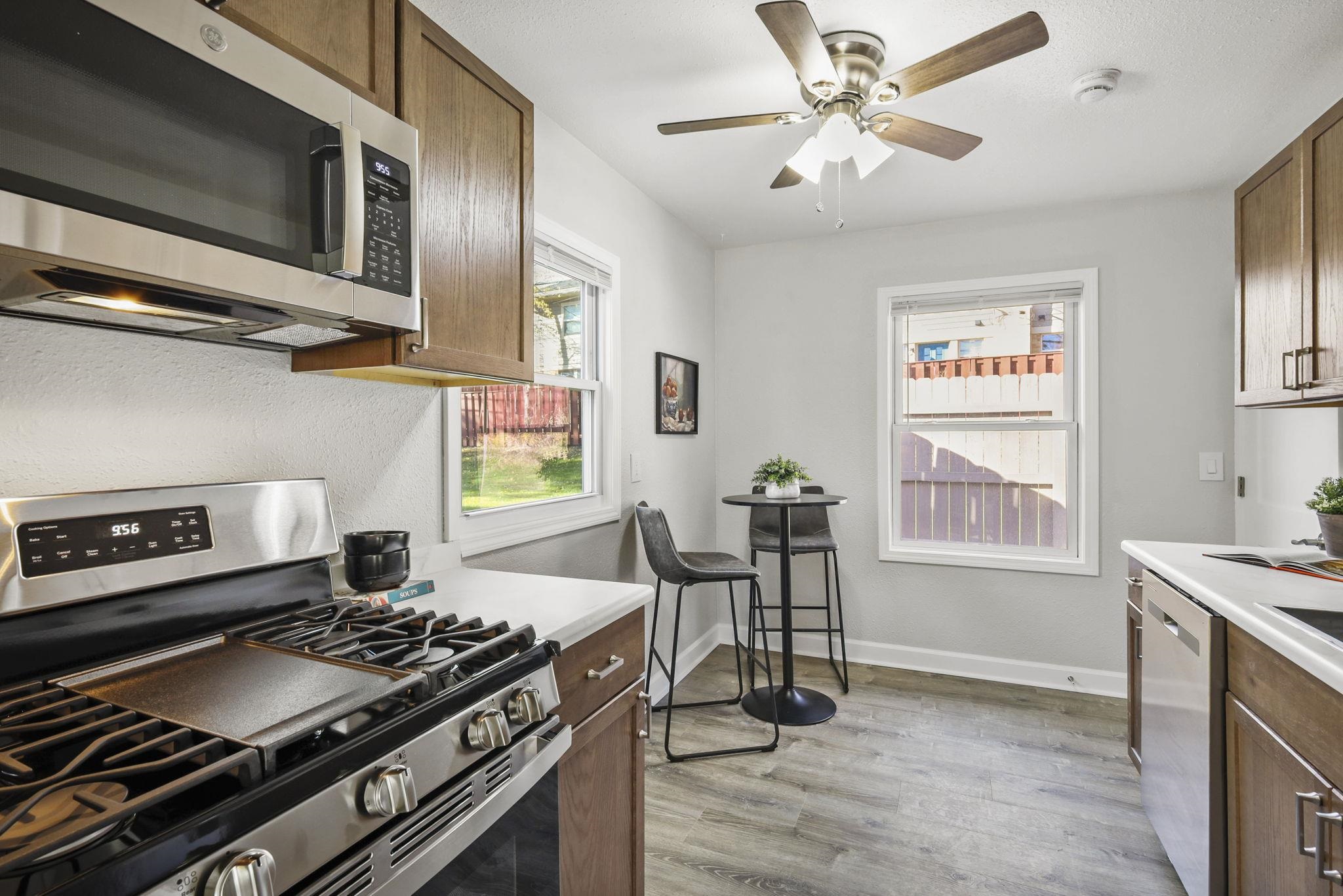 42 Craig Avenue Madison, WI 53705 - Photo 14 of 34