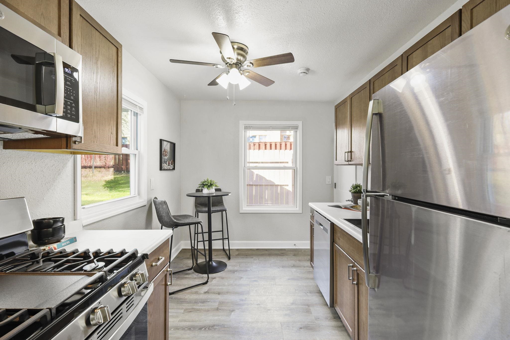 42 Craig Avenue Madison, WI 53705 - Photo 16 of 34