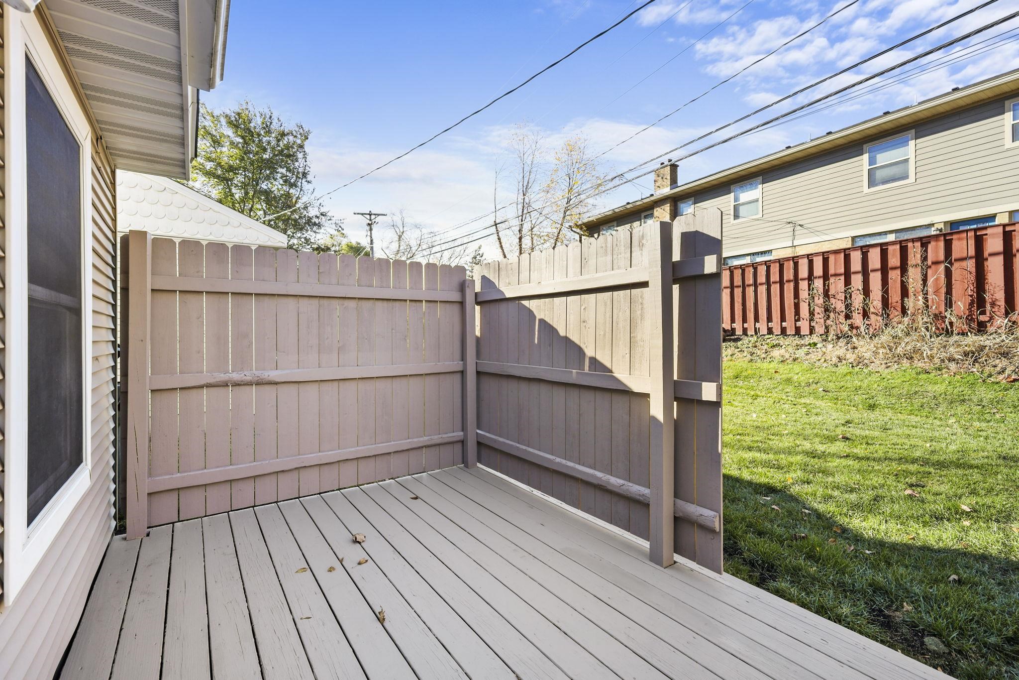 42 Craig Avenue Madison, WI 53705 - Photo 31 of 34