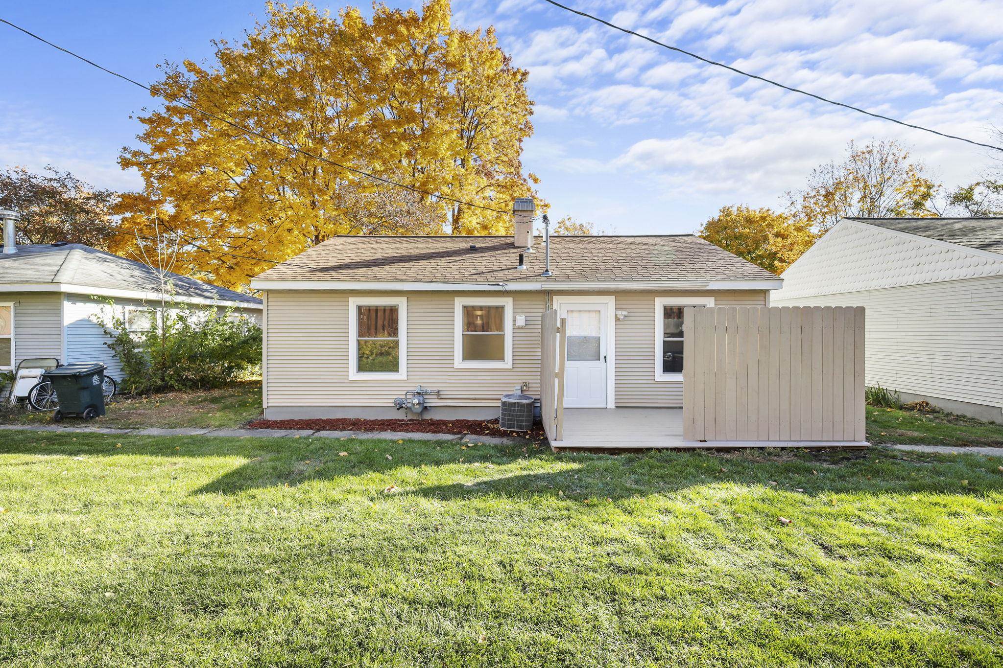 42 Craig Avenue Madison, WI 53705 - Photo 33 of 34