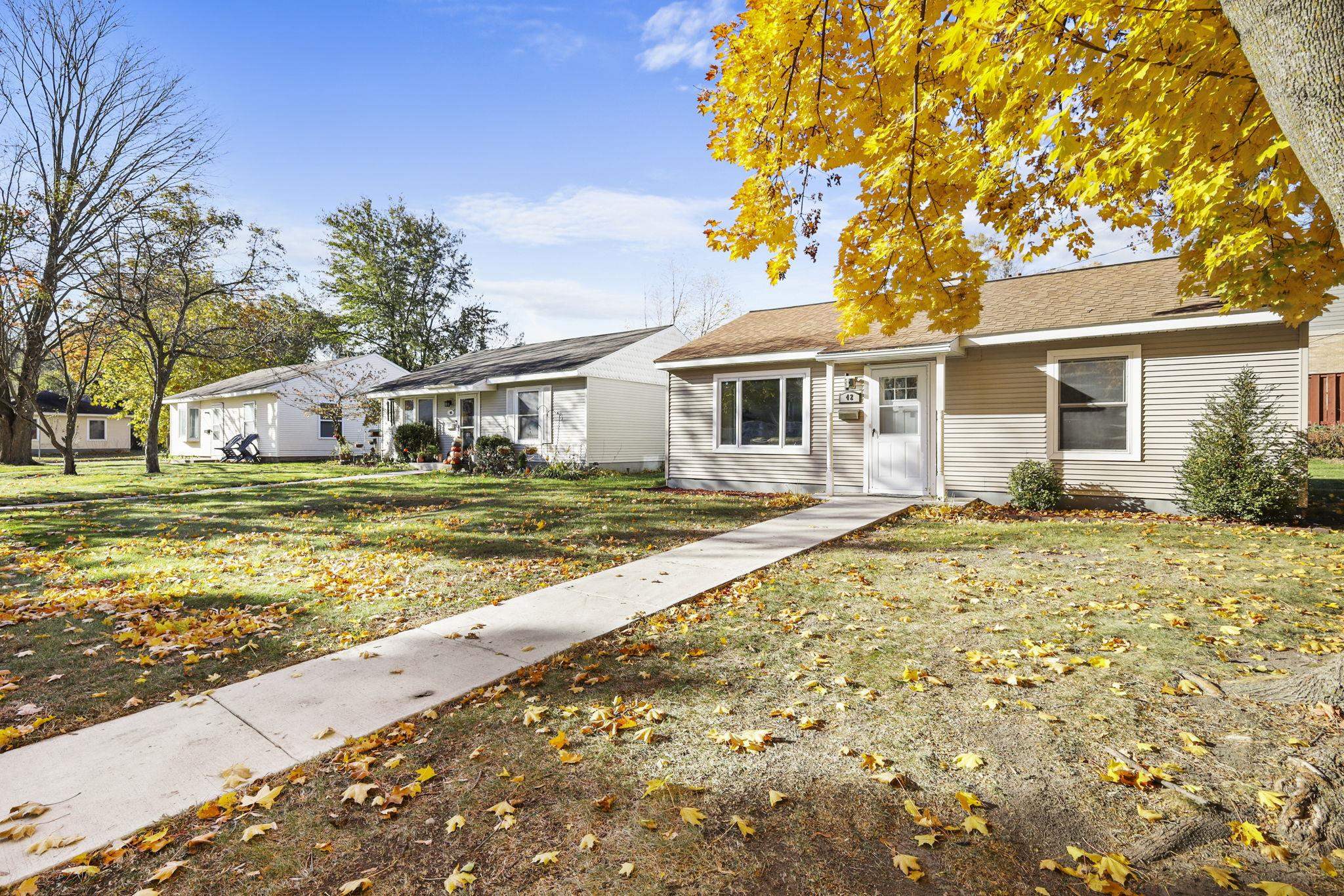 42 Craig Avenue Madison, WI 53705 - Photo 8 of 34