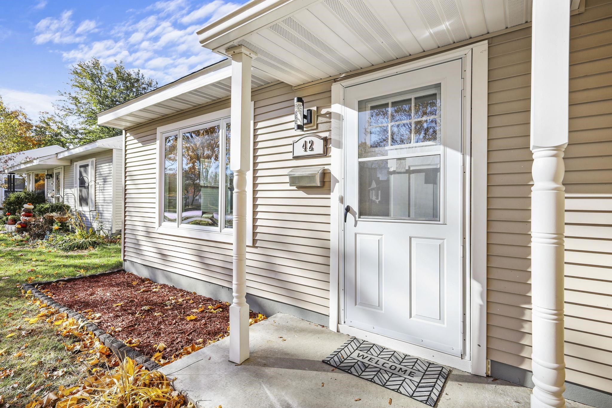 42 Craig Avenue Madison, WI 53705 - Photo 9 of 34