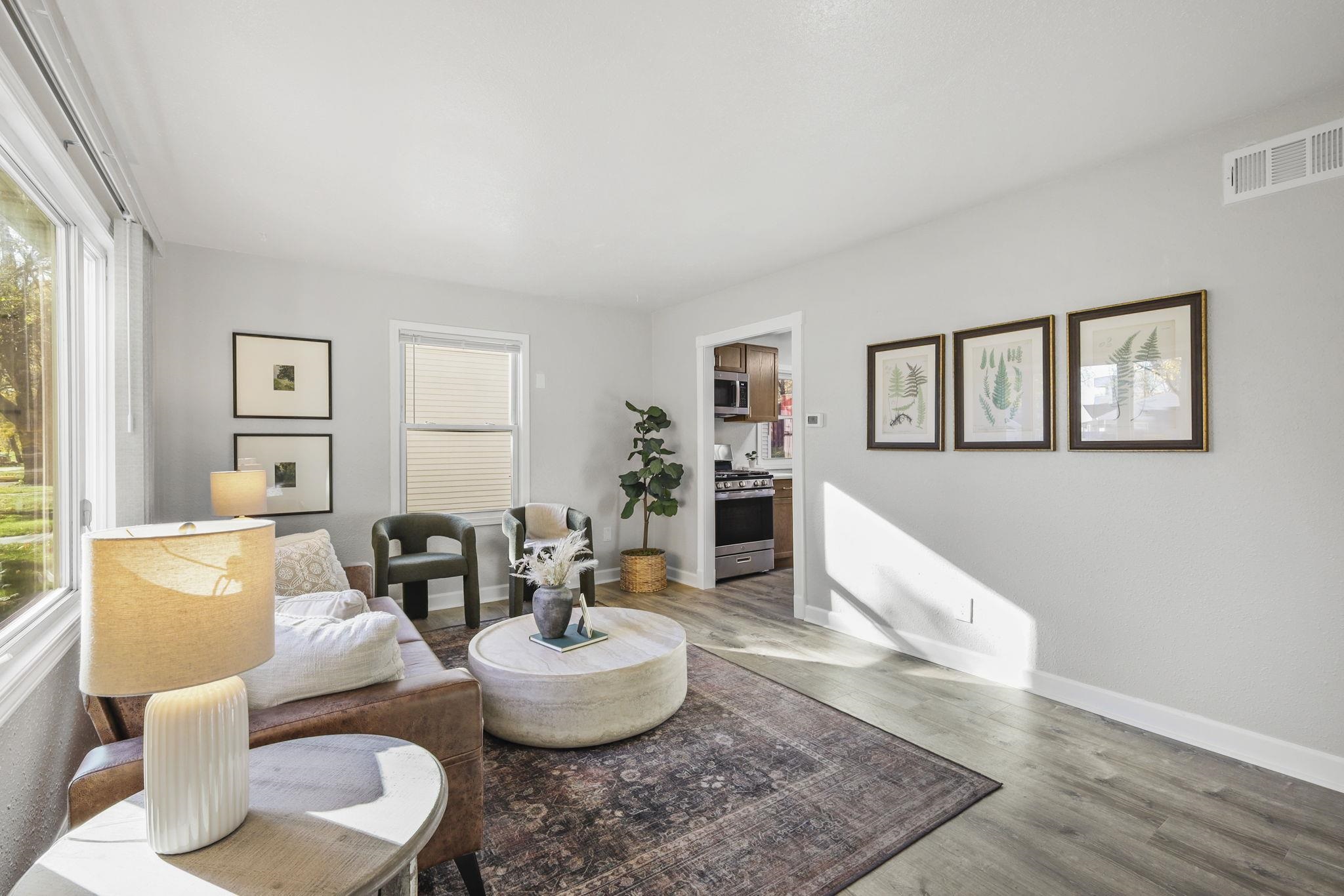 42 Craig Avenue Madison, WI 53705 - Photo 10 of 34