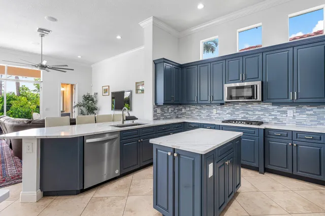 $5,200 | 3381 Lago De Talavera, Lake Worth, FL 33467