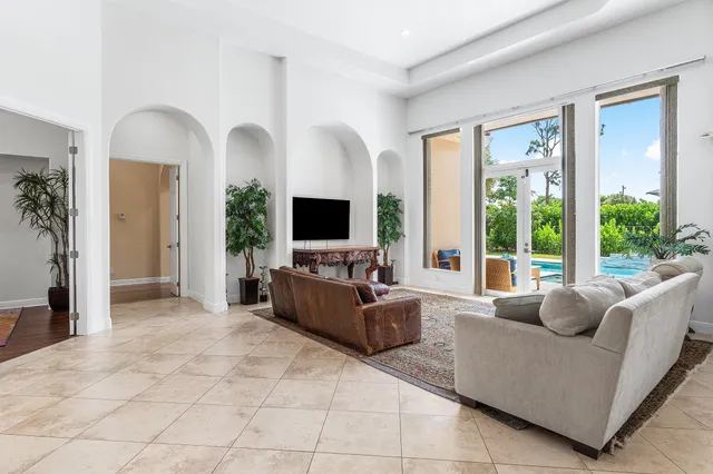 $5,200 | 3381 Lago De Talavera, Lake Worth, FL 33467