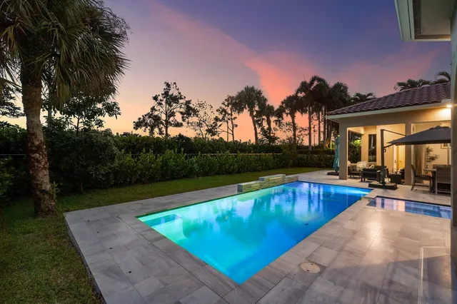 $5,200 | 3381 Lago De Talavera, Lake Worth, FL 33467