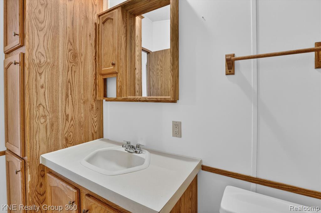 4884 Piersonville Road Columbiaville, MI 48421 - Photo 13 of 52