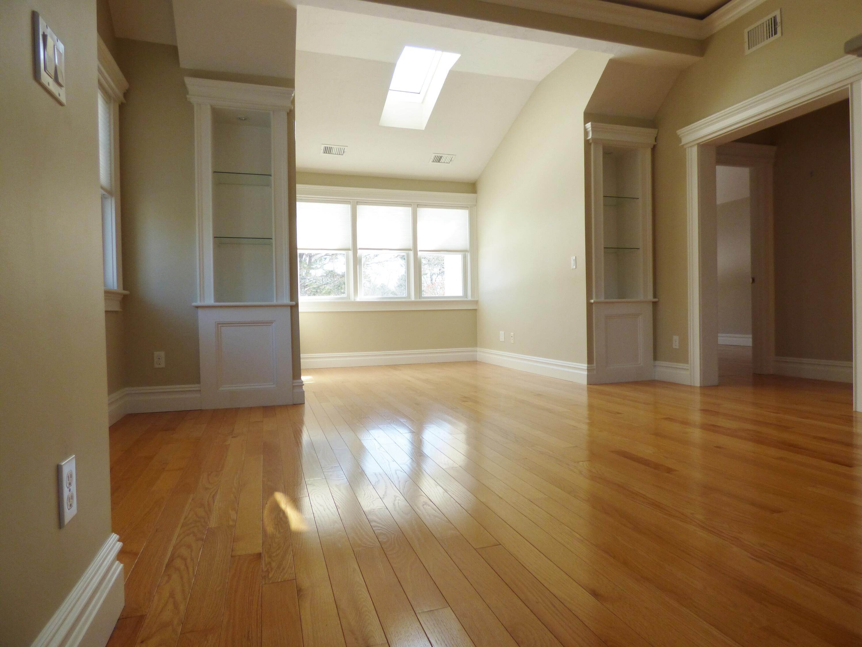 16 Quinns Way Mashpee, MA 02649 - Photo 15 of 38 2nd fl family rm